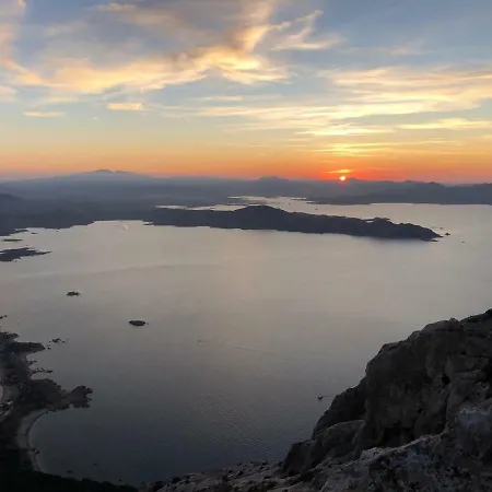 Bed and breakfast A Due Passi 3*