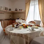 A Due Passi Bed & Breakfast Olbia