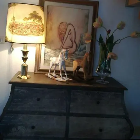 ベッド・アンド・ブレックファスト A Due Passi